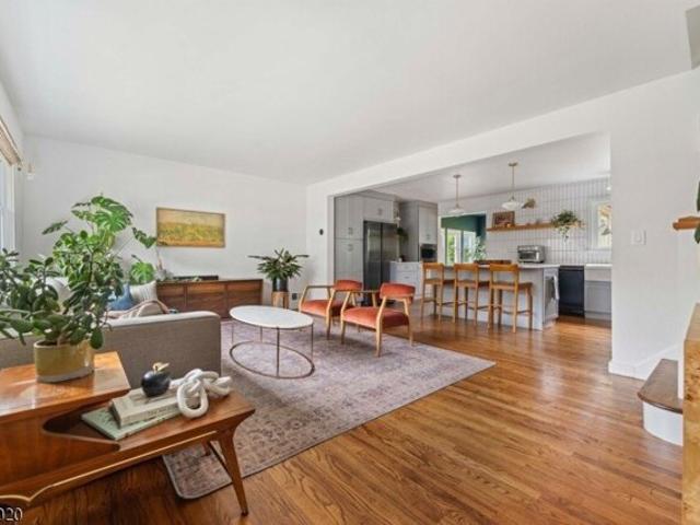 House for sale in Roselle, New Jersey