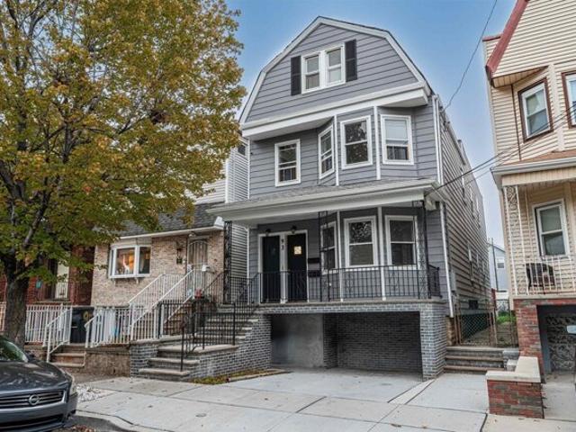 House for sale in Hudson, New Jersey