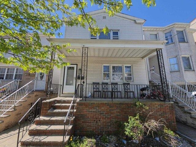 House for sale in Port Johnson, Bayonne