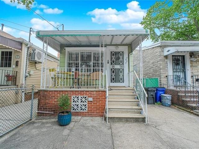 House for sale in Brooklyn