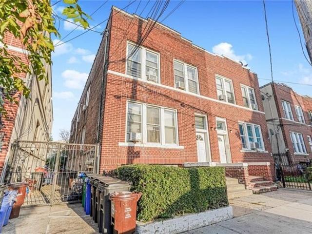House for sale in Arverne, New York