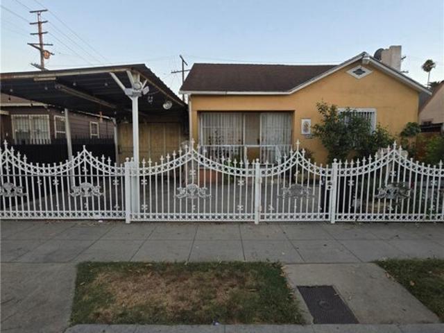 House for sale in Canoga Park, California