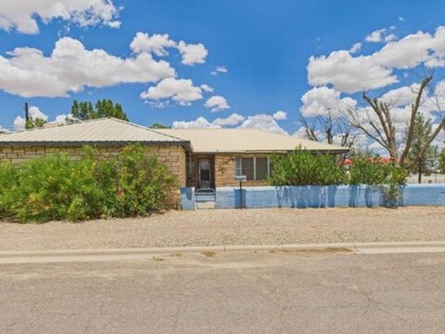 House for sale in Pecos, Texas