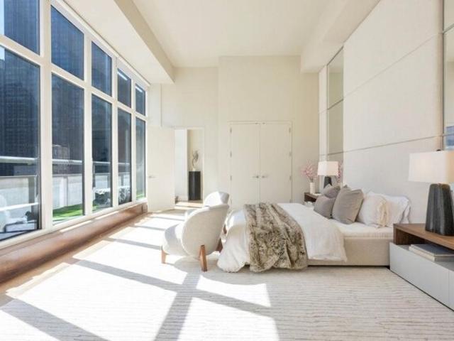 Condo for sale in Arverne, New York