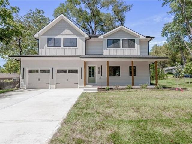 House for sale in Prairie Village