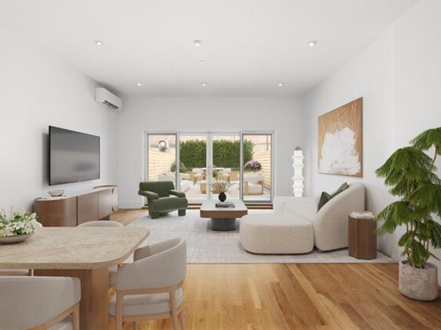 Condo for sale in Arverne, New York