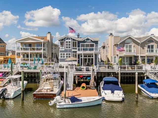 Condo for sale in Ocean City