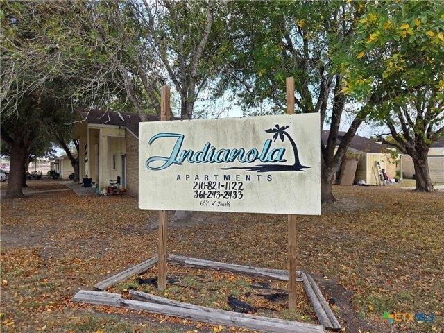 Apartment for sale in Dewitt, Texas