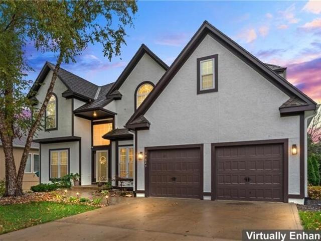 House for sale in Lenexa House for sale in Lenexa