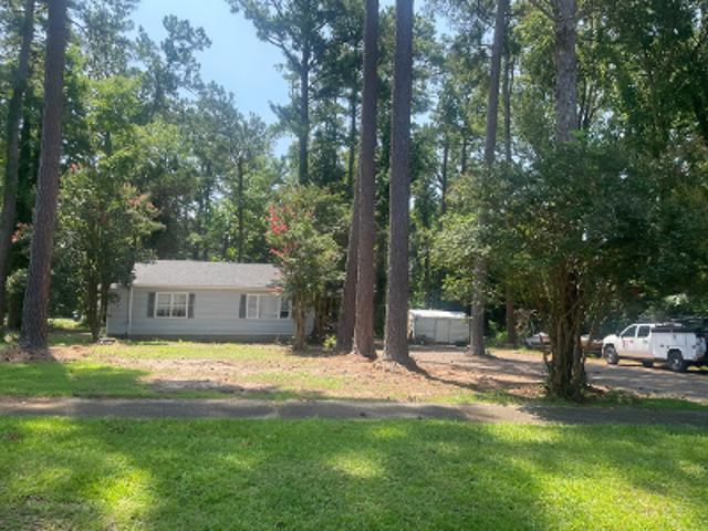 House for sale in Ridgeway, South Carolina
