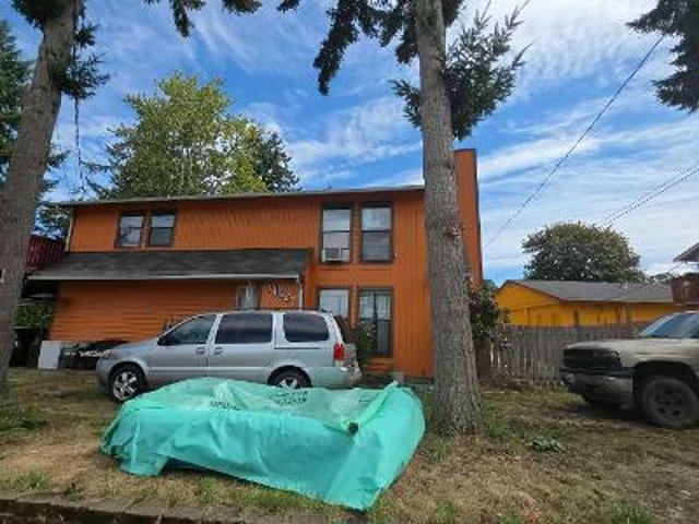 House for sale in Lakewood, Washington