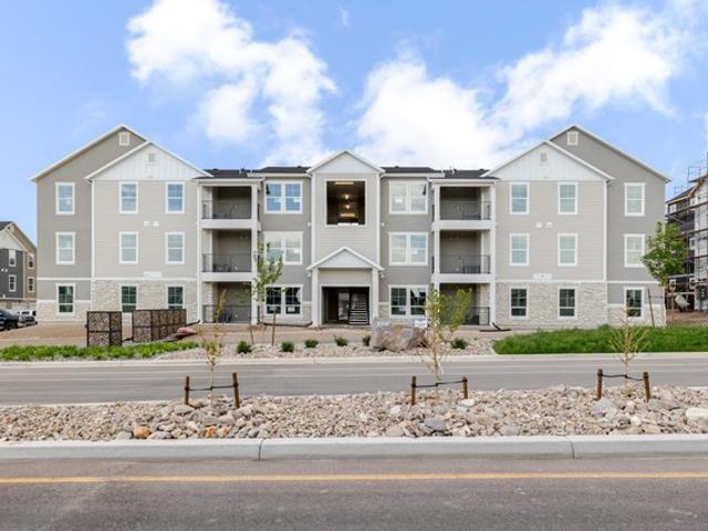 Condo for sale in Herriman, Utah