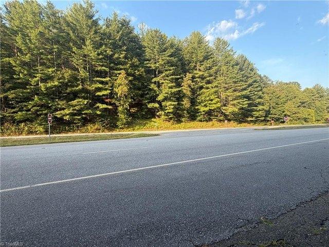 Land for sale in Purlear, North Carolina