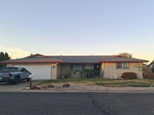 House for sale in Yakima, Yakima County