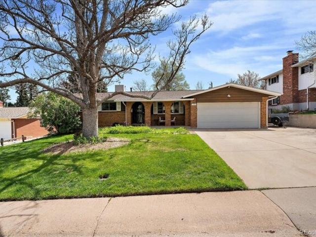 House for sale in Lakewood House for sale in Lakewood