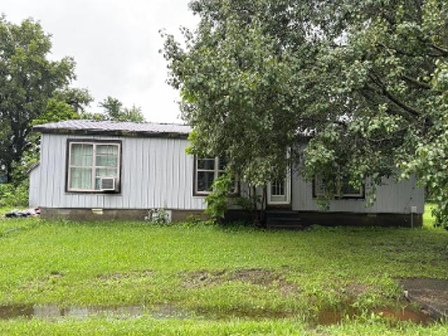 House for sale in Watson, Illinois