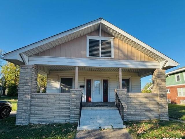 House for sale in Carbondale, Illinois