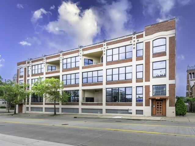 Condo for sale in Jackson