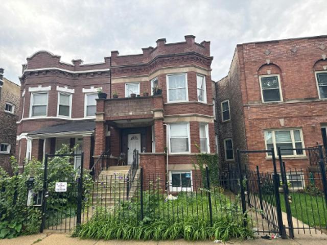 House for sale in Austin, Chicago