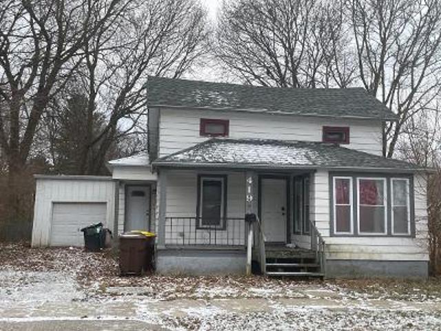 House for sale in Saint Louis