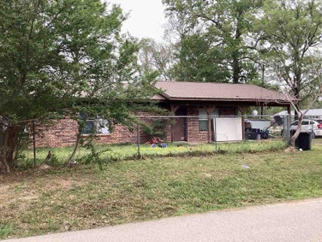 House for sale in Marion, Texas