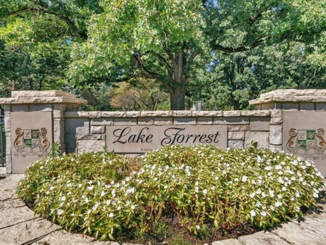 Land for sale in Shorewood