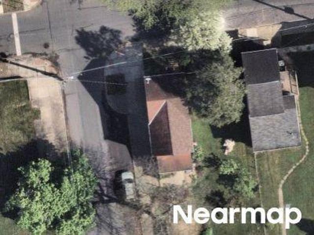 House for sale in Easton