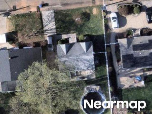 House for sale in Avenel, New Jersey