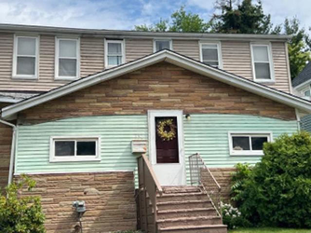 House for sale in Pontiac, Michigan
