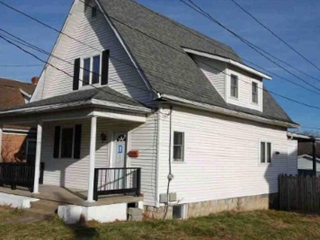 House for sale in Clarksburg, West Virginia