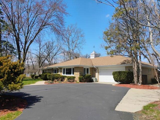 House for sale in Bensenville