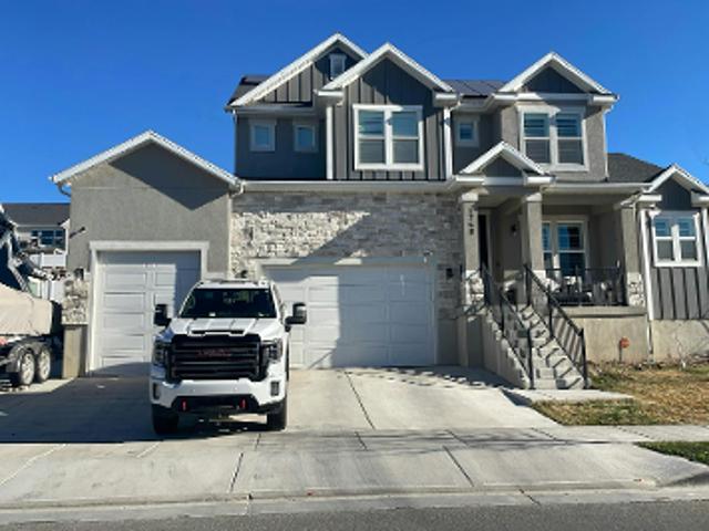 House for sale in Saratoga Springs, Utah