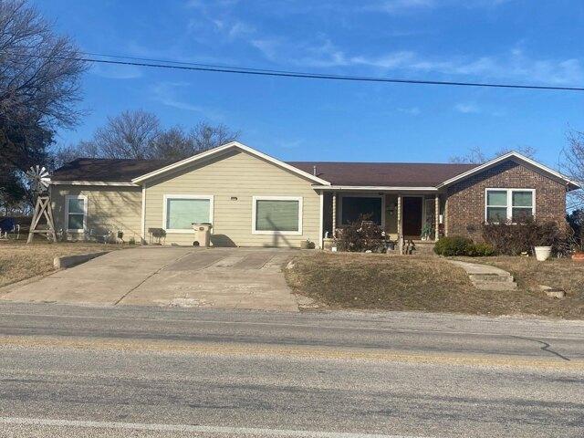 House for sale in Comanche, Texas