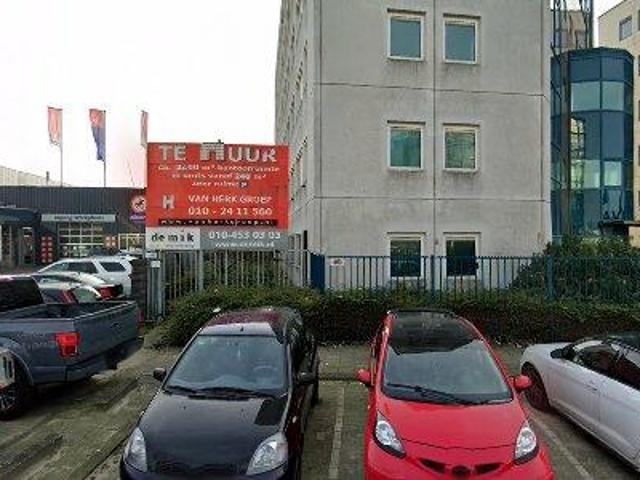 Bedrijfspand te huur in Charlois, Rotterdam