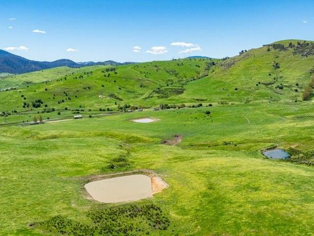 Cottage for sale in Berringama, Victoria
