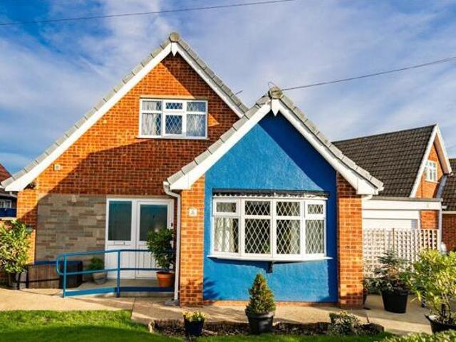 House for sale in Grimsby, North East Lincolnshire