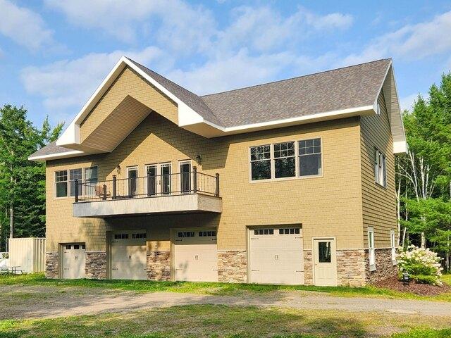 House for sale in Maine