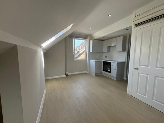 Apartment for rent in London Borough of Croydon, Greater London
