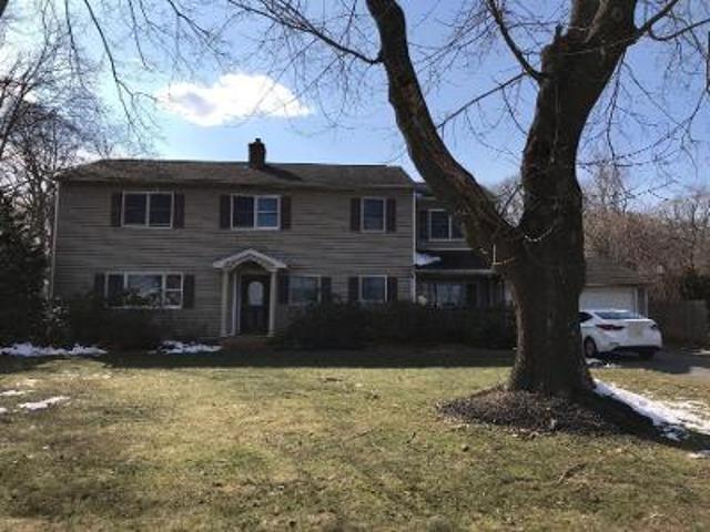 House for sale in Wading River, New York