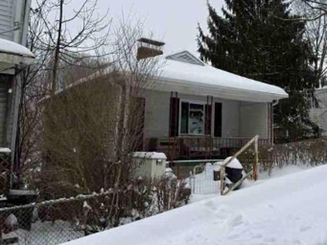 House for sale in Pittsburg, Pennsylvania