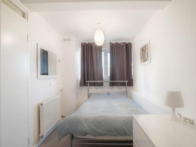 Apartment for rent in London Borough of Tower Hamlets, Greater London