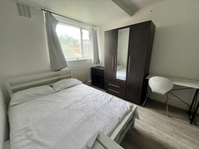 Room for rent in Plaistow, Greater London