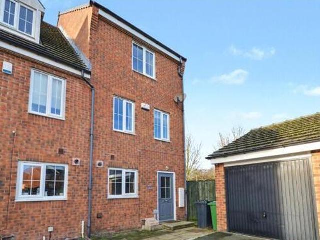 House for sale in Thorpe, West Yorkshire