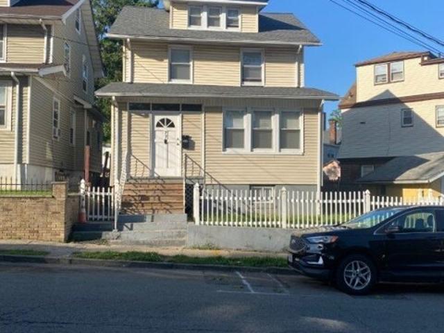 House for sale in Irvington, Essex County