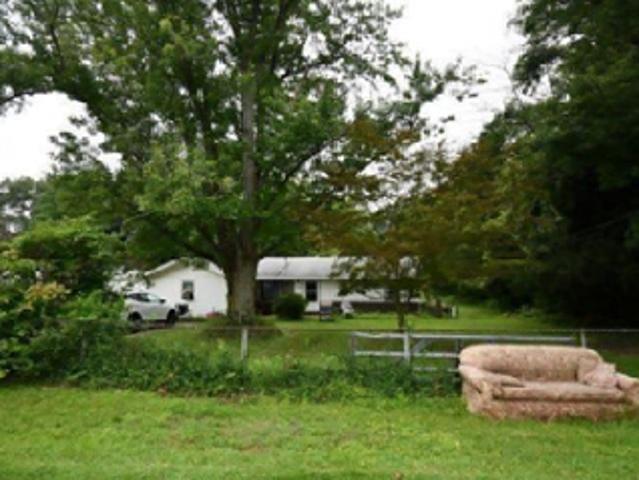 House for sale in Washington, Illinois