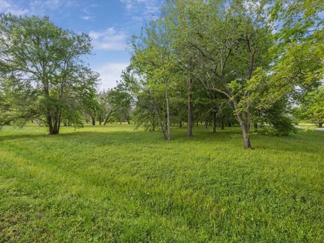 Land for sale in Wallis, Texas
