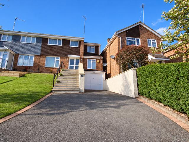 Apartment for rent in Selsdon, Greater London