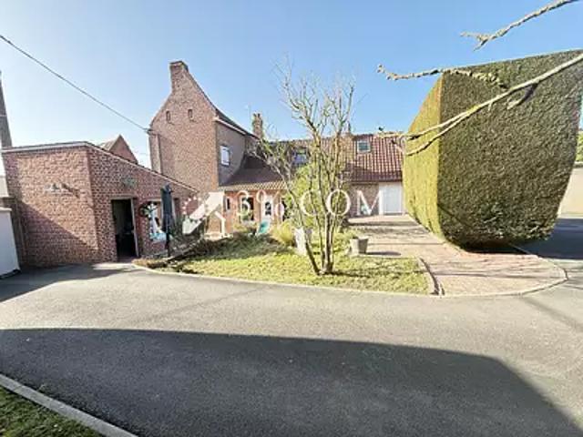 Maison vente à Lille, Wahagnies