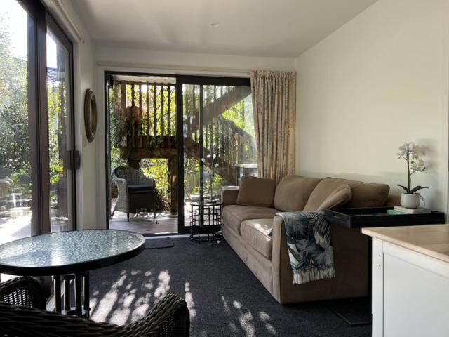 Apartment for rent in Whangaparaoa, Oroua County