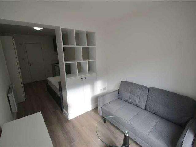 Studio for rent in Brooklands, Dartford
